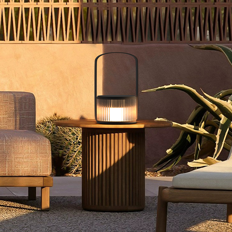 Outdoor Lighting For Garden - Ricarica esterna Luce ambientale portatile Prato