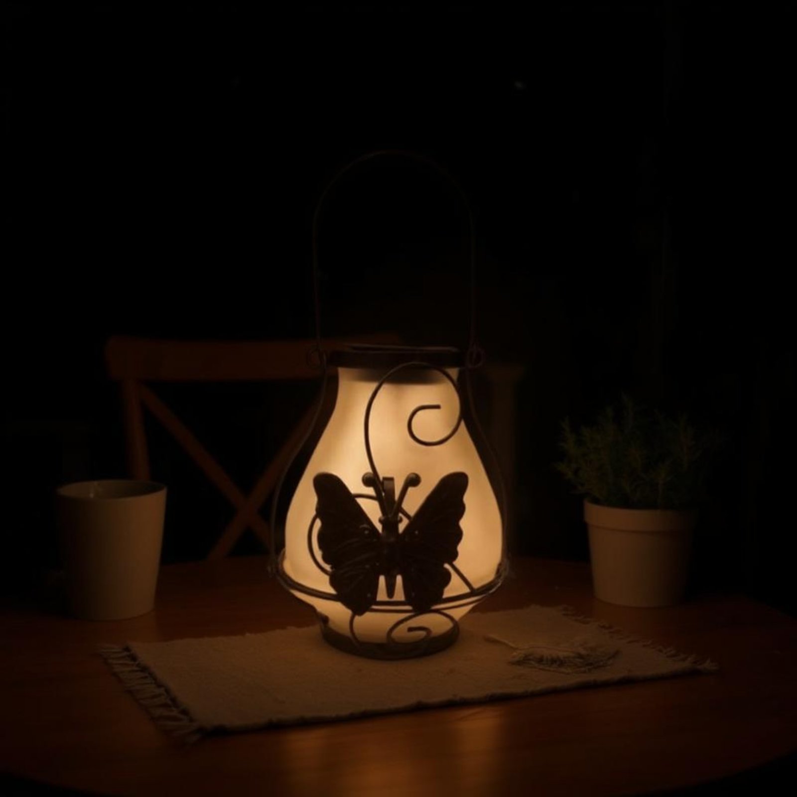 Lanterna solare a forma di far - Outdoor Lighting Battery recensione e prezzo